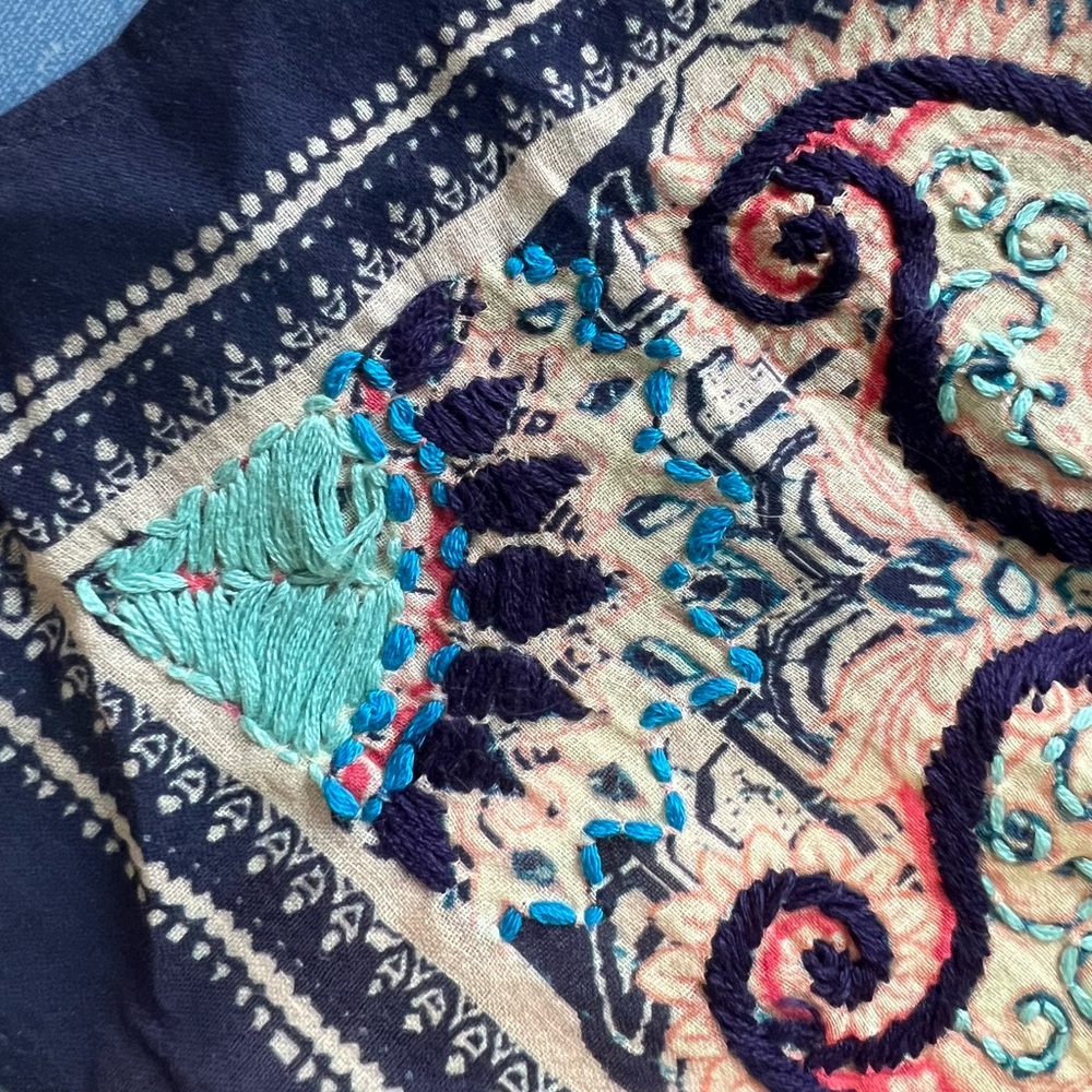 Scarf - Picture 3 of 3